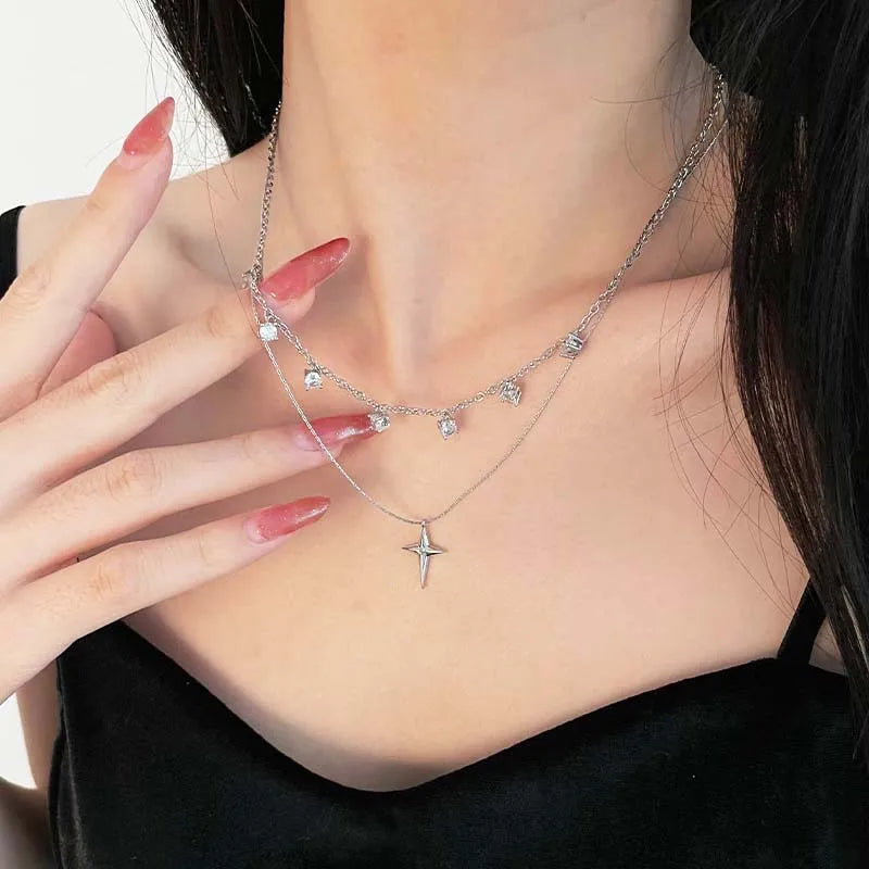 Starry Romance Layered Necklace – Y2K Asterism Pendant & Heart Bead Choker